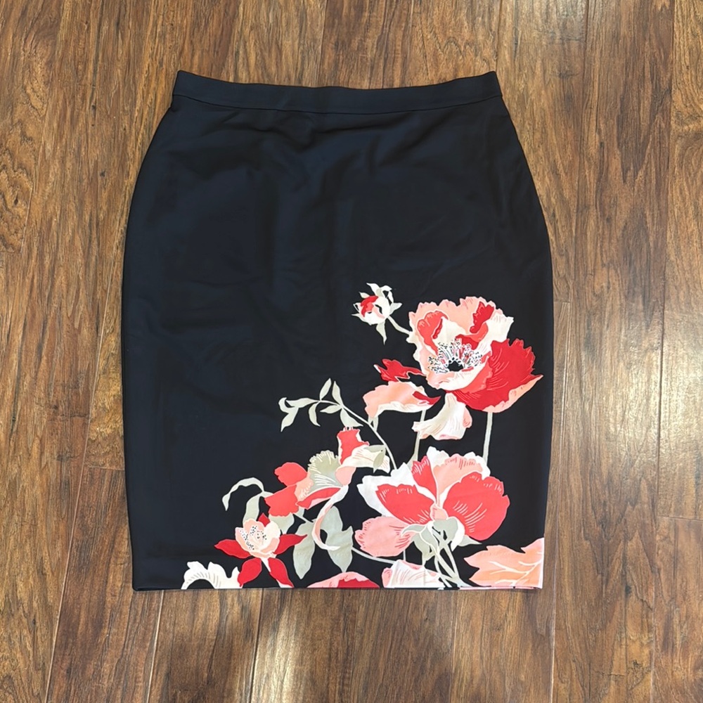 Alfani Ponte Floral Black Skirt - 1X